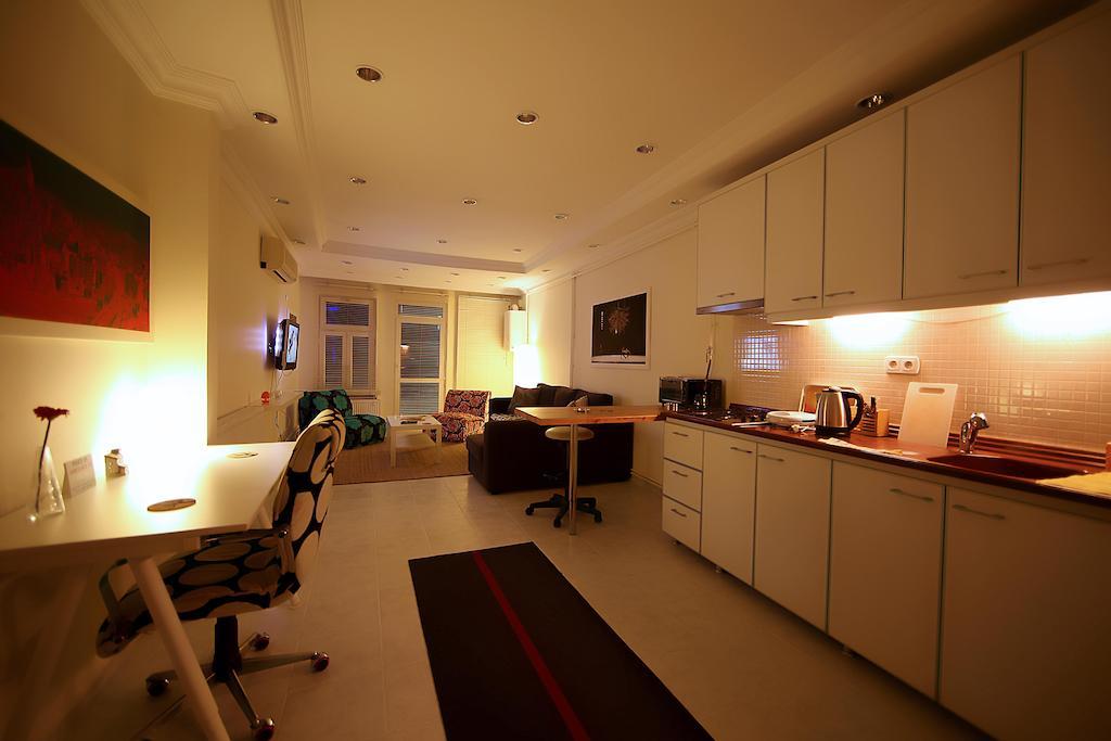 Kentish Studio Aparthotel Istanbul Room photo